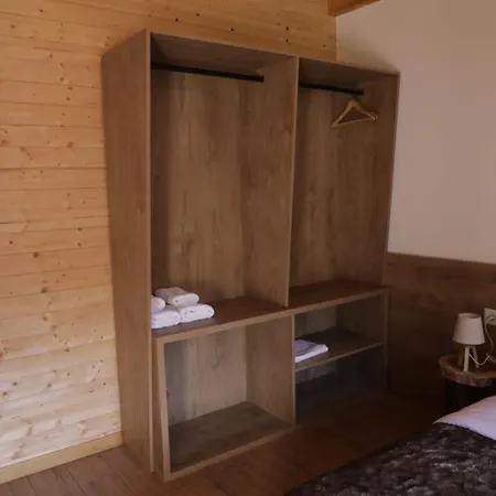 Hostel Buni I Bajraktarit