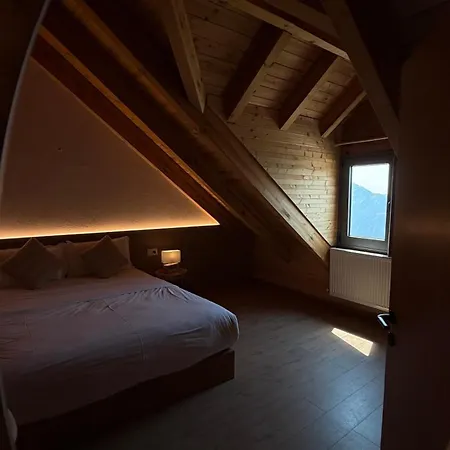 Buni I Bajraktarit Hostel