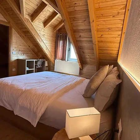 Buni I Bajraktarit Ostello Boge