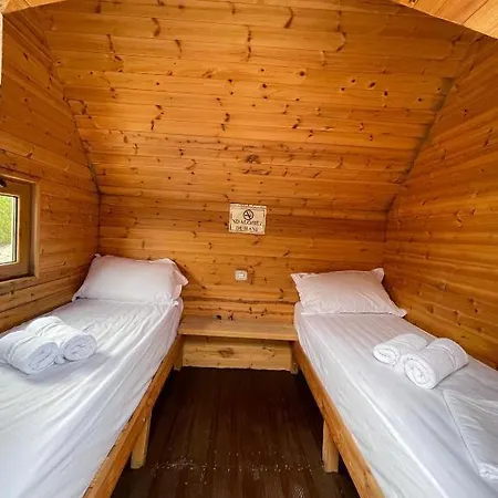 Hostel Buni I Bajraktarit *