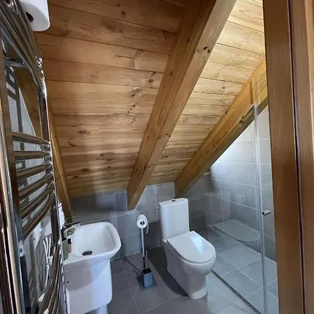 Buni I Bajraktarit Hostel