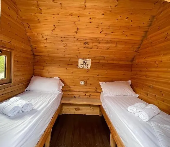 Ostello Buni I Bajraktarit *