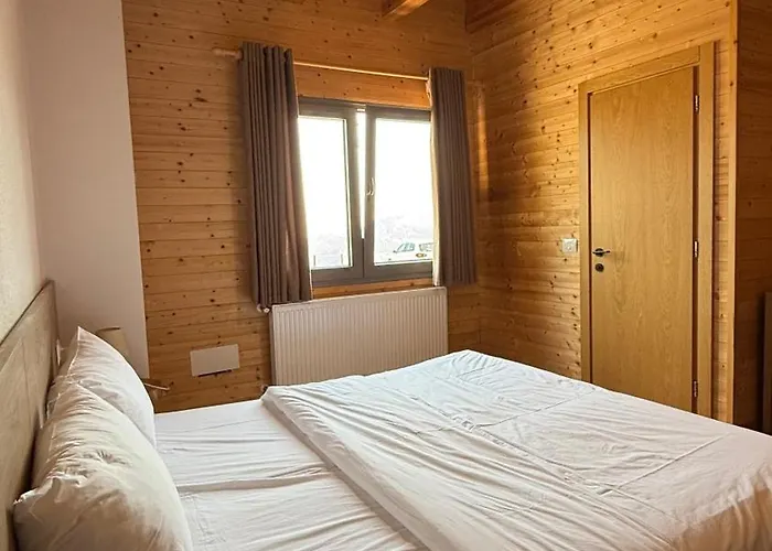 Buni I Bajraktarit Ostello Boge