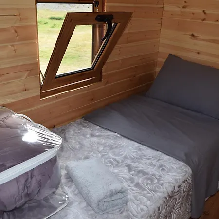Buni I Bajraktarit Hostel Theth